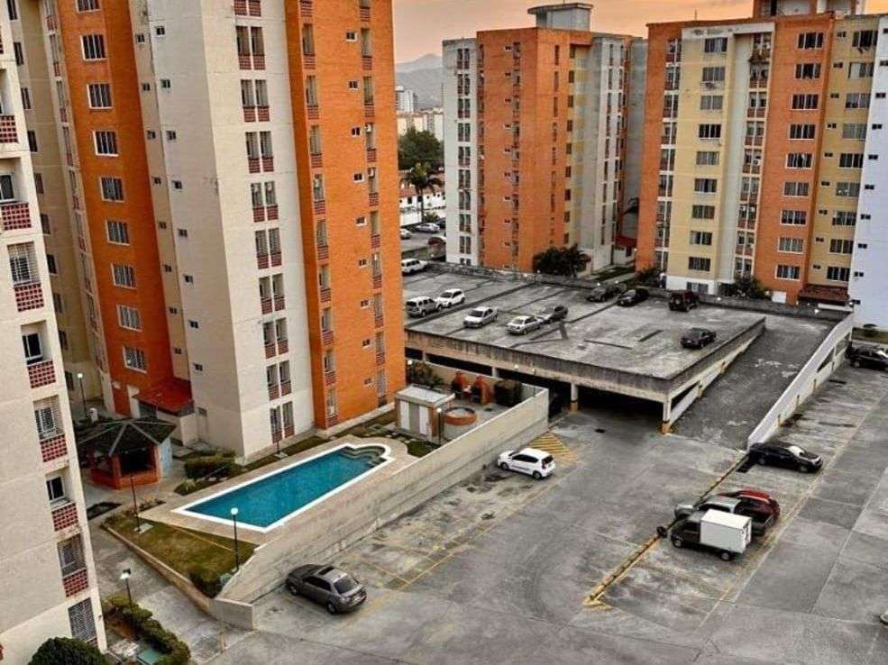 Apartamento en Resd. Doral Country, sector el Rincón Naguanagua 