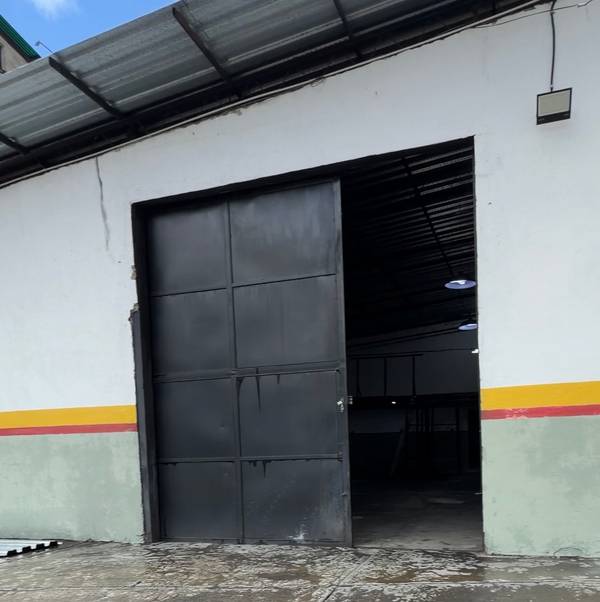 Galpón en Alquiler Bello Monte 280m2 