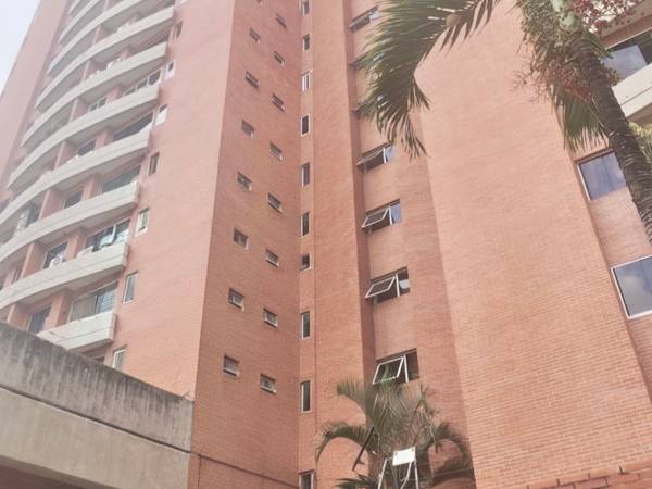 Res. Mayoral , Urbanización Santa Mónica 