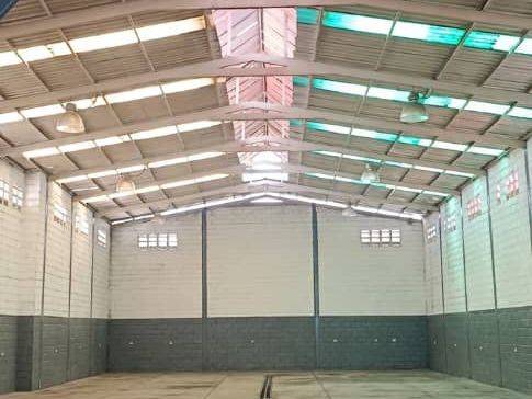 Se alquila Galpón 500m2 para deposito  Comercial- Industrial San Blas Valencia, solo clientes 