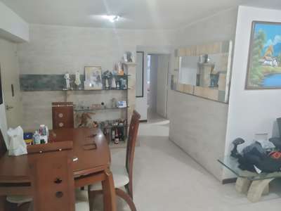 Venta de Apartamento a Media Cuadra de Sambil La Candelaria