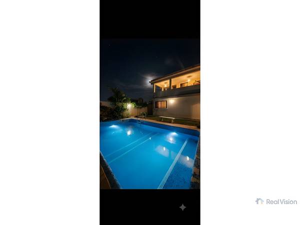 Venta Casa Quinta de 2 niveles Urb. Sabanamar, Isla de Margarita