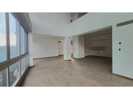 Espectacular Pent House Duplex en Venta en Campo Alegre Bella