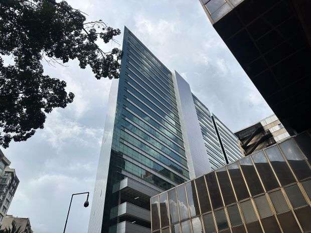  OFICINA EN ALQUILER EN OBRA GRIS EN CAMPO ALEGRE BELLA