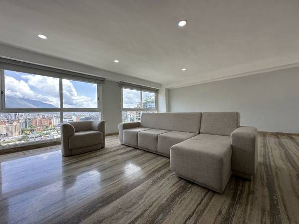 Apartamento de lujo a estrenar en Chulavista en Venta Bella