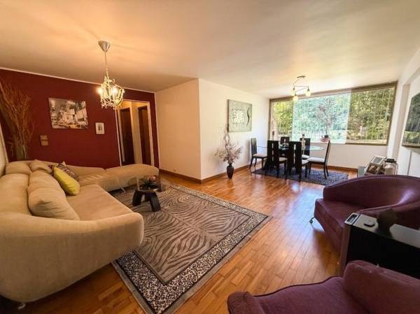 Apartamento en Alquiler en el cafetal Juli
