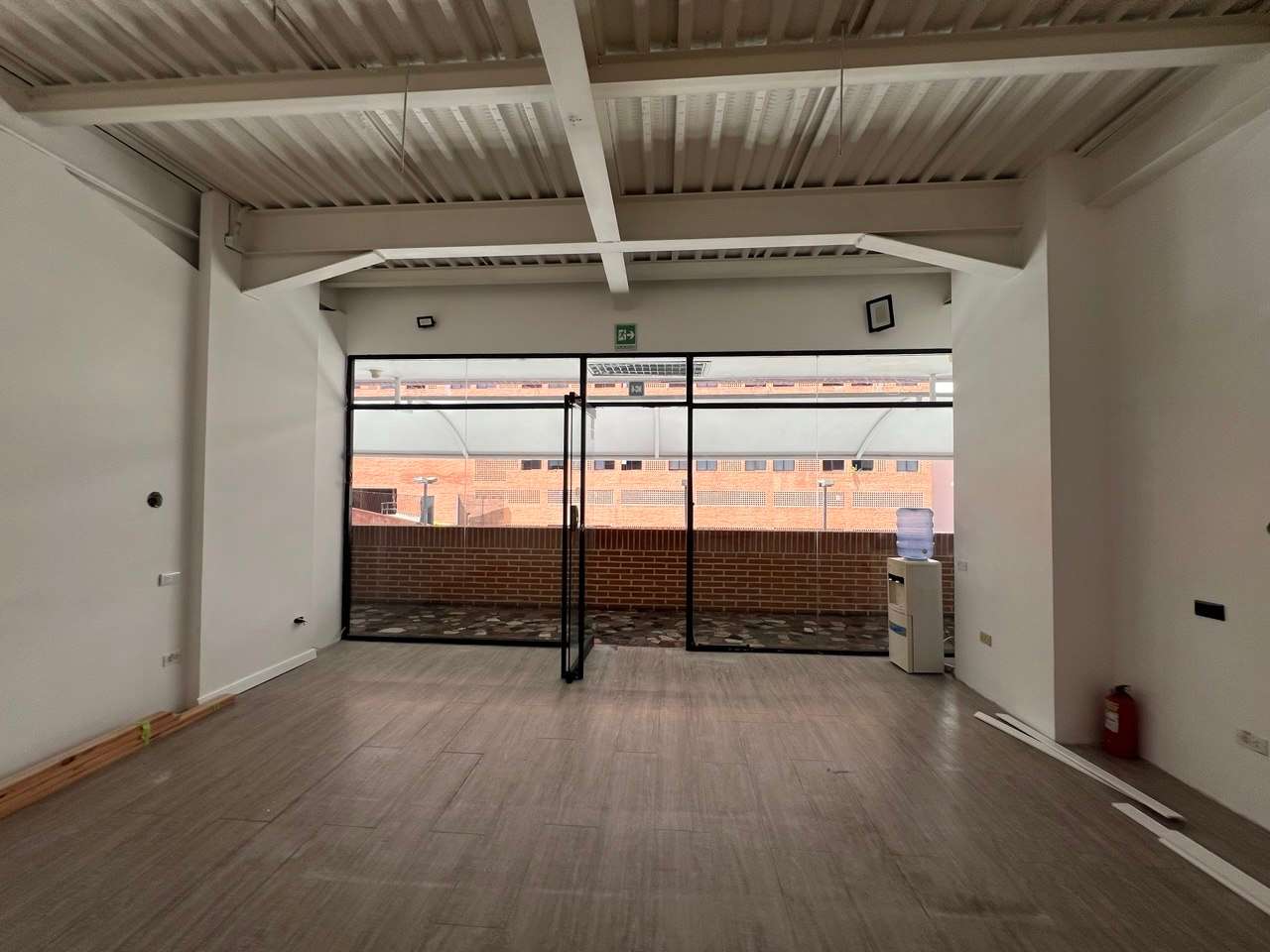 Local/Alquiler/La Boyera/32m2