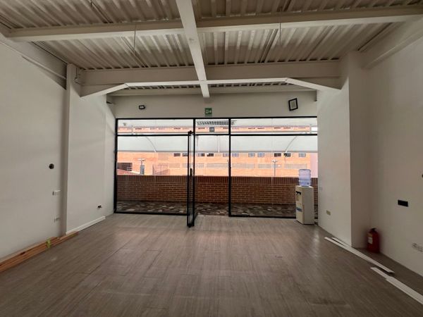 Local/Alquiler/La Boyera/32m2