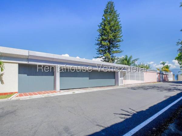 Casa en Venta Cerro Verde 27-2936