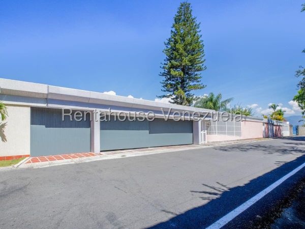Casa en Venta Cerro Verde 27-2936