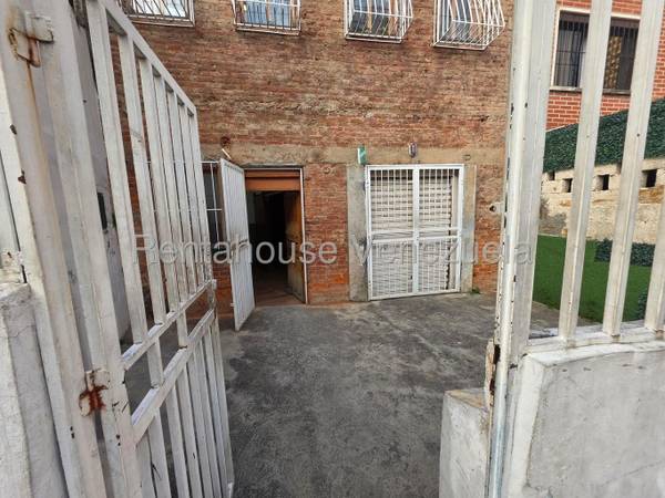 Local Comercial En Alquiler Los Caobos