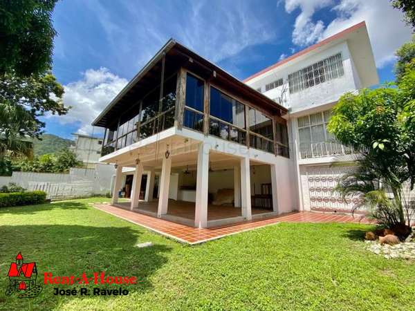 Casa En Venta Prados Del Este 27-3410