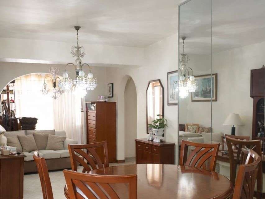 Apartamento en Los Teques. Final Avenida Bolívar. 