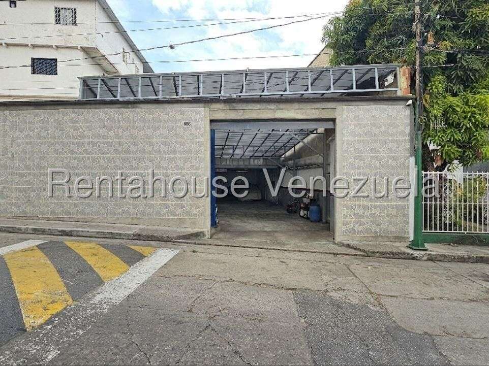 Galpón en venta Pedregal La Castellana 