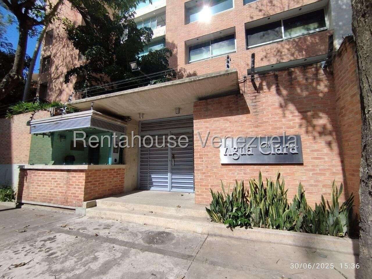 Apartamento en alquiler en los naranjos de las mercedes 