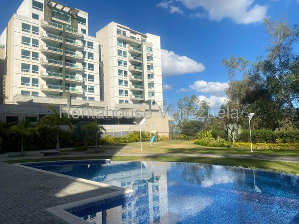 Apartamento en Alquiler en la Lagunita Country Club código 26-15609