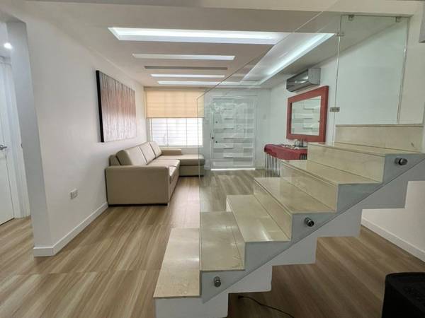Urb LA ROSALEDA 