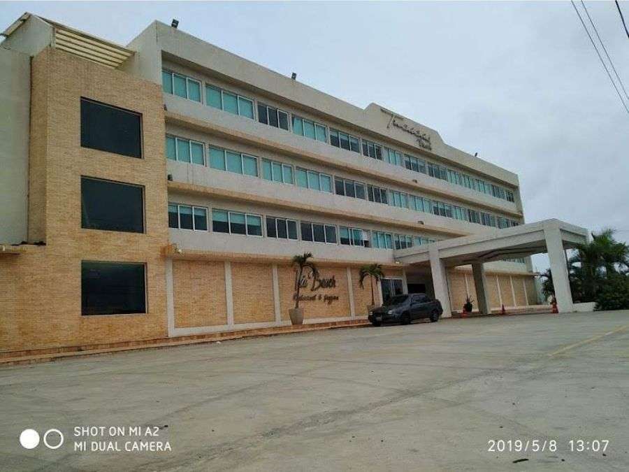 Hotel en Venta en Tucacas:  ubicado en el Estado de Falcón, en una de las zonas turísticas más destacadas de Venezuela