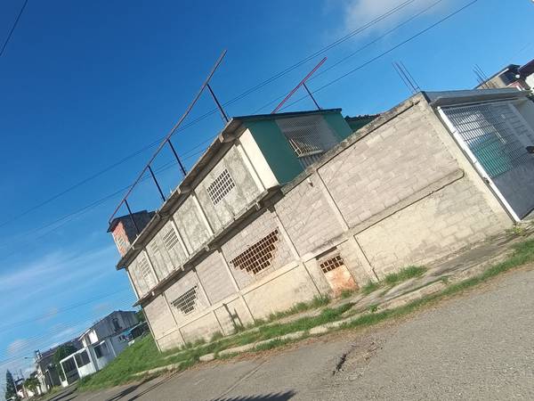 Town House Urb. Ave María - Yare 