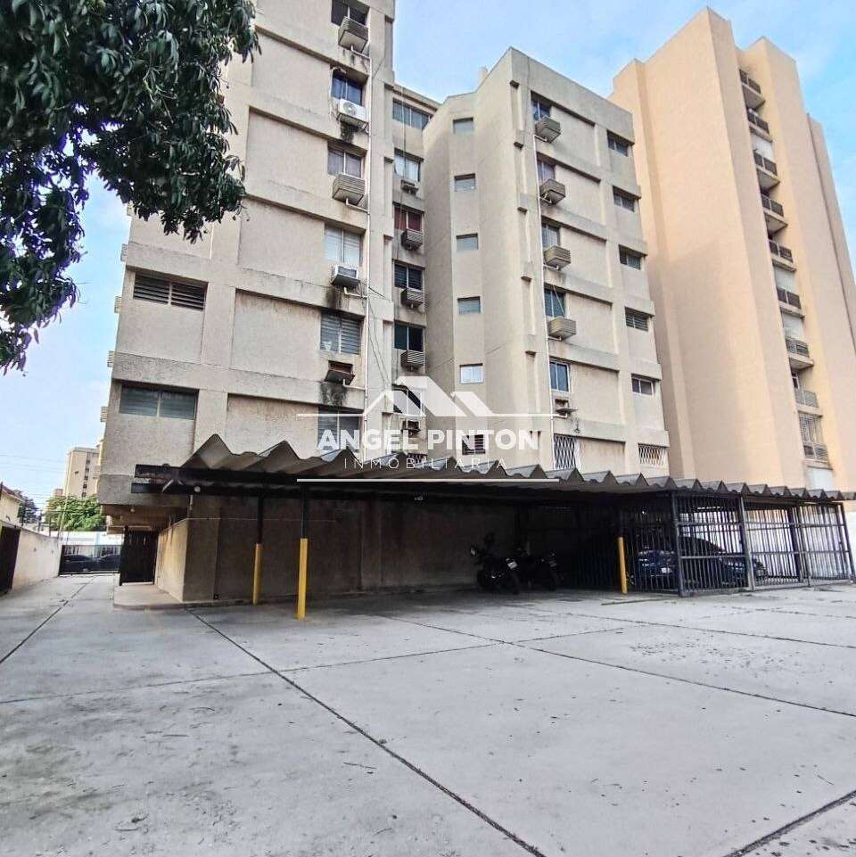 “OPORTUNIDAD LIMITADA “ APARTAMENTO EN VENTA EN URB SANTA MARIA MARACAIBO VENEZUELA API 20106