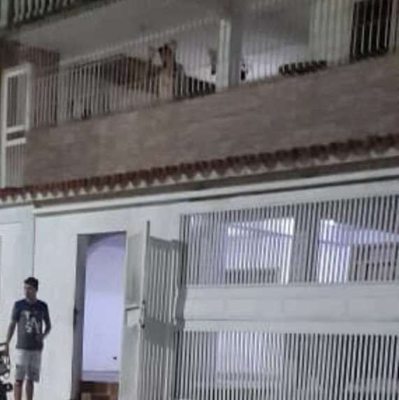 Casa de 3 niveles 