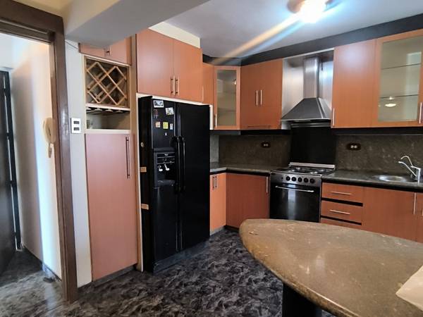 Apartamento en venta en los Chaguaramos 