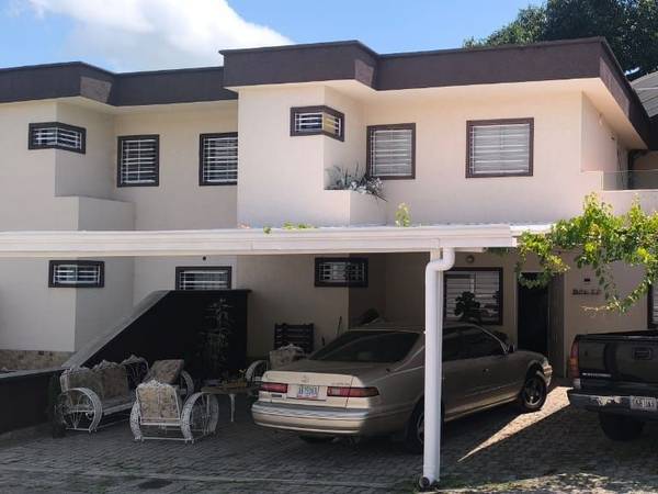 Townhouse en San Felipe Concepto Abierto y Moderno 