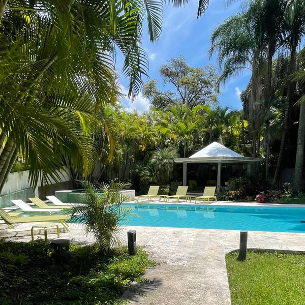 Quinta en Country Club Caracas 