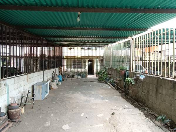 Casa Urb La Isabelica 