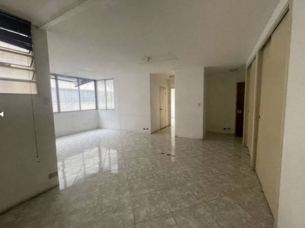 Oficina En Alquiler/ 55m2/ El Rosal (chacaito)