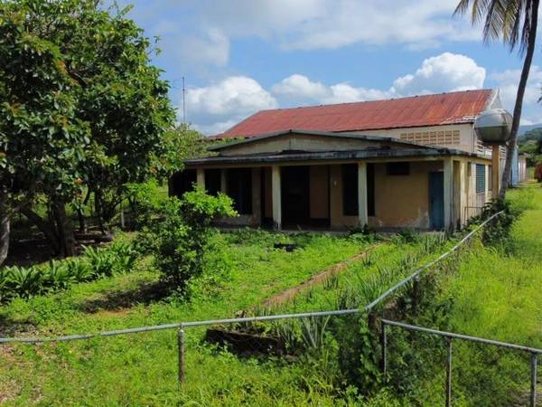 Una casa tres galpones de diferente medidas 08 hectárea de terreno productivas 27-1207 