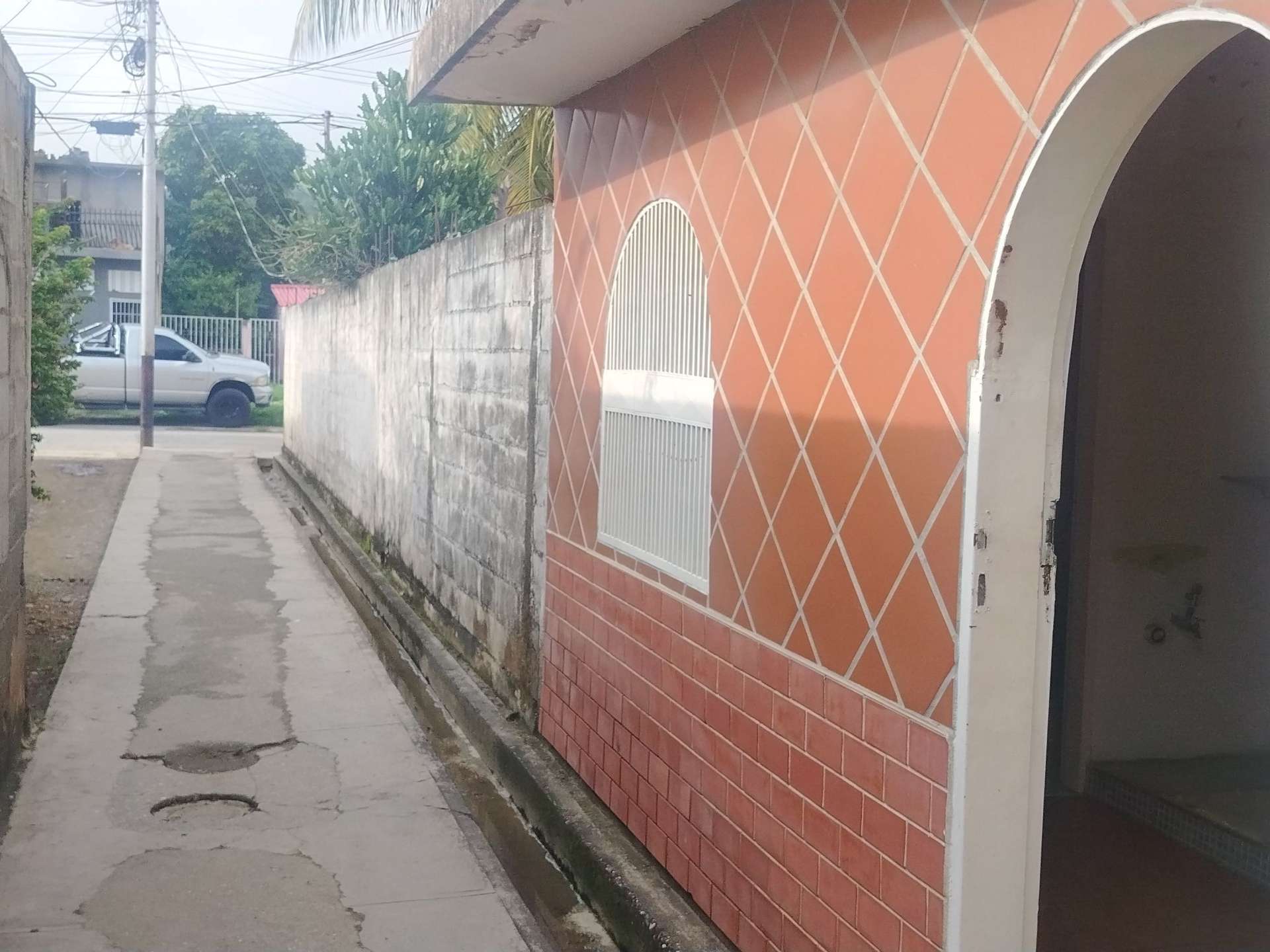 Anexo en urb Tricentenaria 27-724