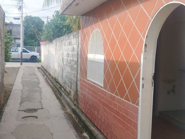 Anexo en urb Tricentenaria 27-724