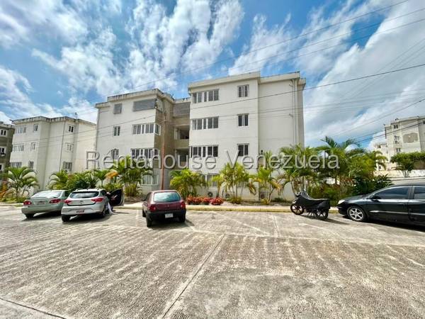 Venta de apartamento en piedad norte Cabudare 27-1772