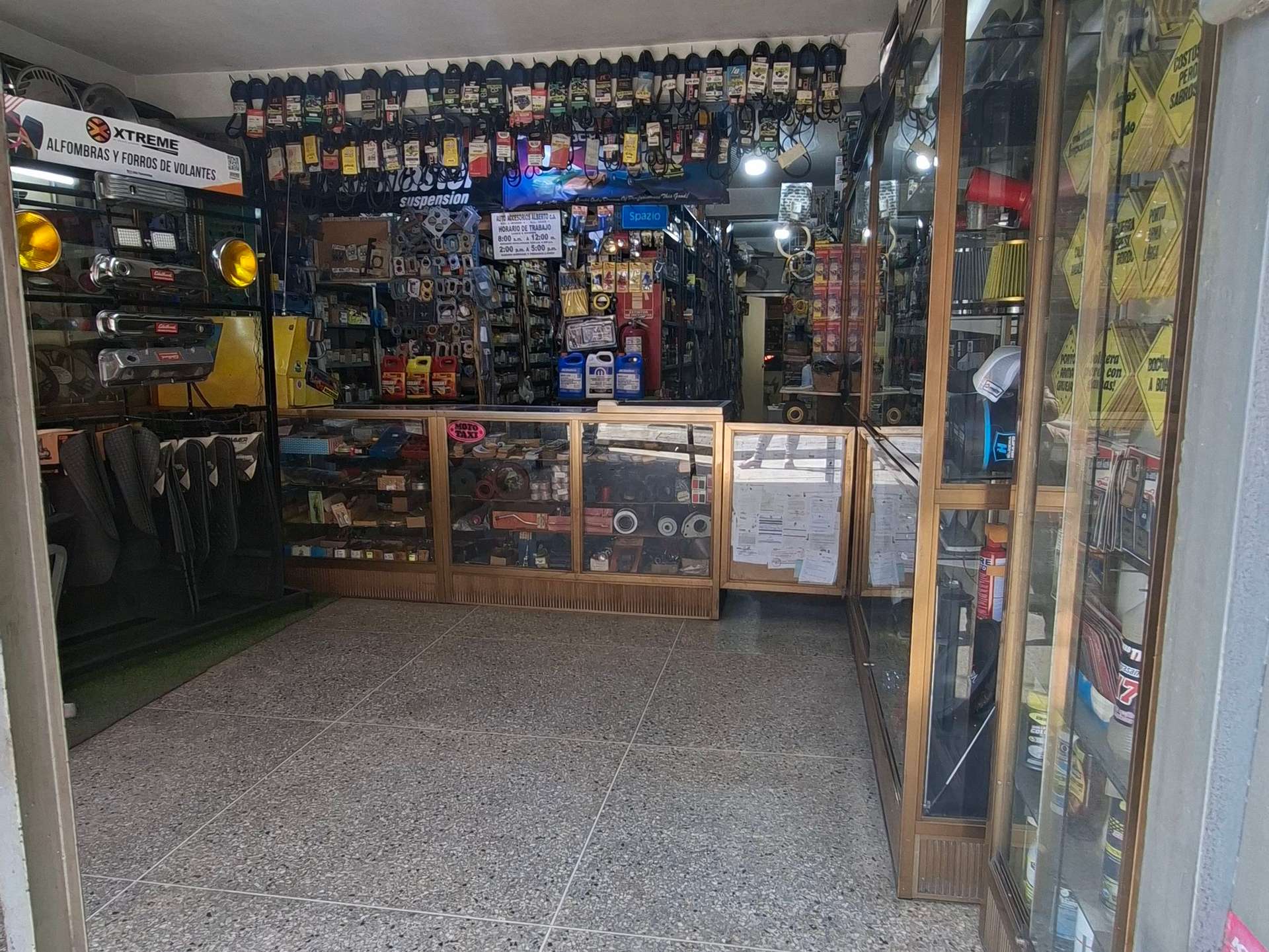 Edificio Comercial y/o fondo de Comercio 