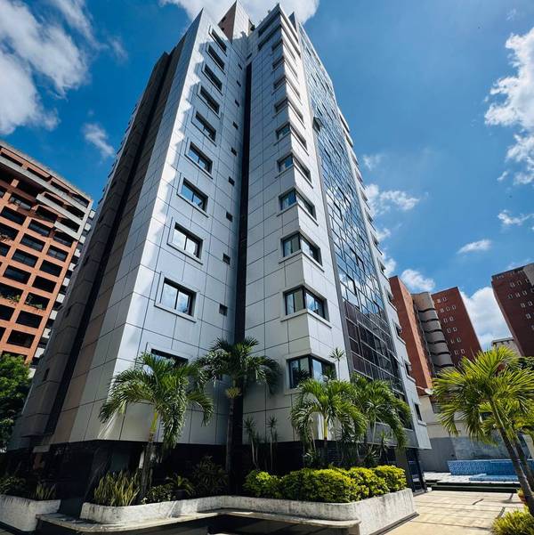 Apartamento/Venta/El Rosal/2H/2b/2p 