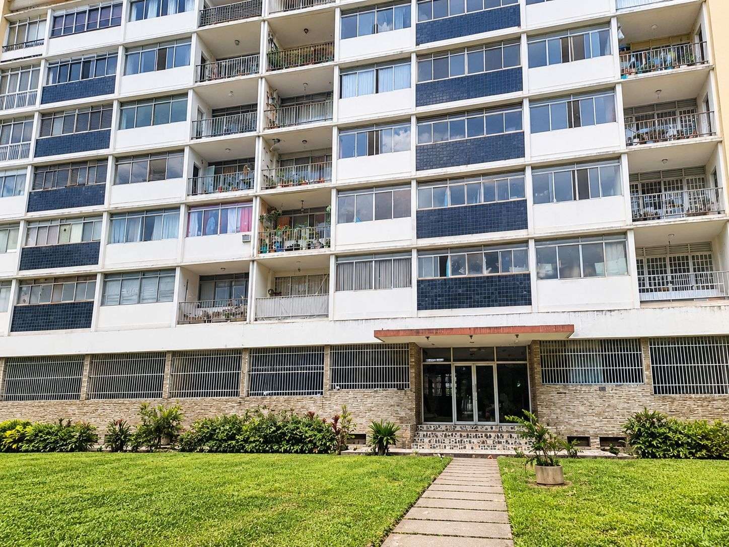 Oportunidad de inversión en Buena Vista, Petare | Apartamento con estacionamiento
